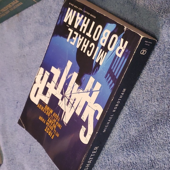 Shatter - Picture 3 of 4